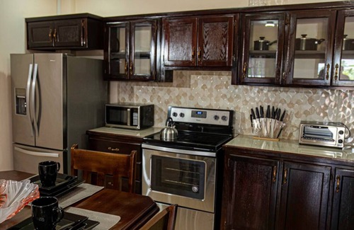 Piarco Apartment | Casa De Llewellyn