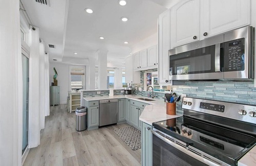 Vilano Beach House | Casa De Lobos | Wren Beach Rentals by Portoro
