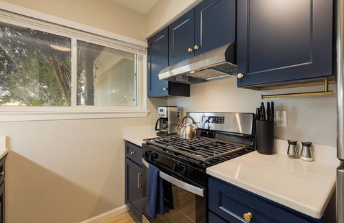Albuquerque House | Casa De Los Globos/Luxury 2 Bedroom Home Steps From Balloon Fiesta Park