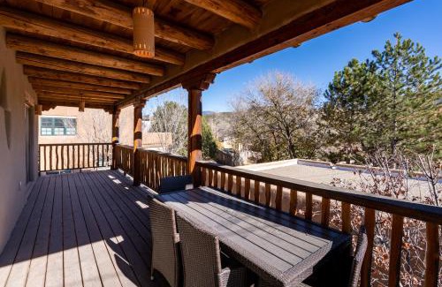 Historic Eastside House | Casa de Monte Vista