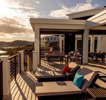 Nazareth Cabin | Casa De Petrus-All Three Villas