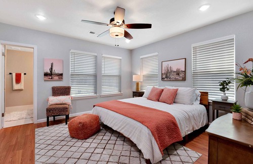 Dean Highland House | Casa de West- Heart of Waco