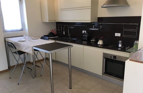 Garda Apartment | Casa dei Limoni in a quiet location near the center of Garda