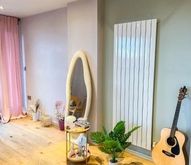 Elephant and Castle House | Casa Del Amor