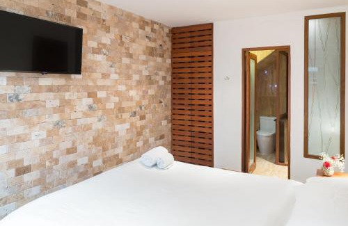 Banos de Agua Santa Hotel | Casa del Balcon