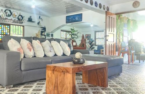 Aringay House | Casa Del Chen - Budget Friendly Stay - 20-30 Pax