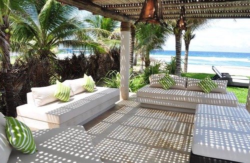 Barra de Colotepec Villa | Casa Del Mar is a luxury oceanfront villa located in Puerto Escondido