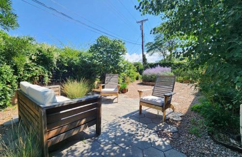 Santa Fe House | Casa Del Mar- King Bed - Patio -Railyard - 3BR