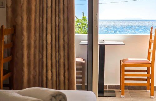 Qazim Pali Hotel | Casa Del Mare