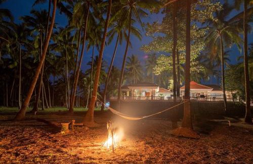 Nandgaon Villa | Casa Del Mer by StayVista - Nearby beach with, sea-view rooms & coconut farm