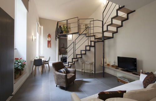 Naples City Centre Apartment | Casa del Pharmacista Beautiful Loft in the Historic Center with Terrace