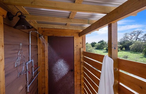 Llano Cabin | Casa del Sol | 1/1 Hill Country Cabin, Hot Tub, Full Kitchen, Pet Friendly w/fee