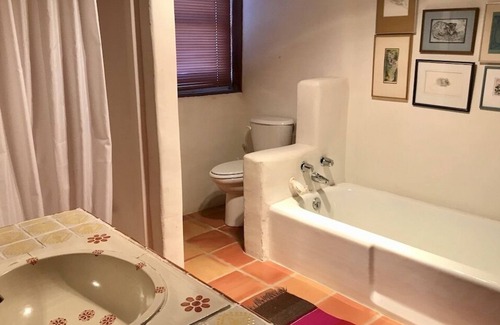 El Prado House | Casa del Sol, Great Views, Splendid Courtyards between Town and the Ski Valley