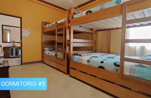 Data de Villamil House | Casa deluxe con piscina y salida directa a la playa en general villamil playas ecuador