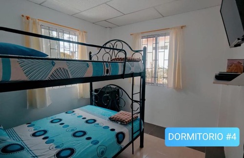 Data de Villamil House | Casa deluxe con piscina y salida directa a la playa en general villamil playas ecuador