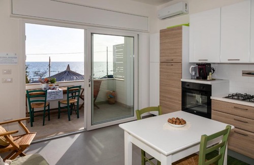 Lido Conchiglie Apartment | Casa di Marco Lungomare Jonio AP1