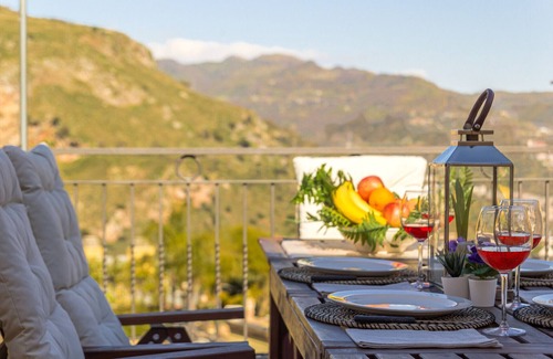 Taormina House | Casa DI Nonno - Exclusive Stay
