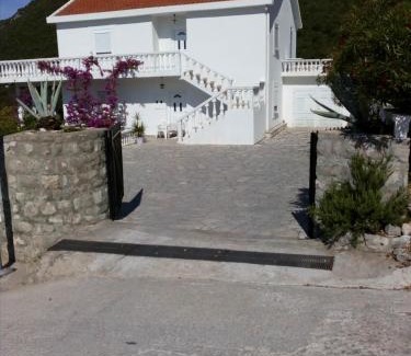 Lustica Apartment | Casa di Zanjic