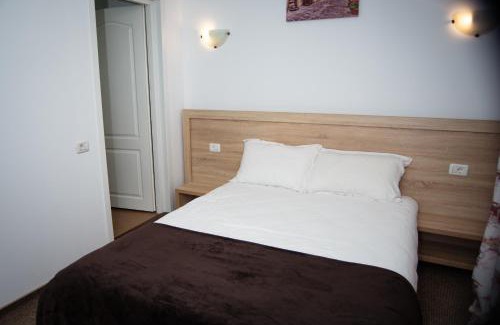 Bran House | Casa Dia