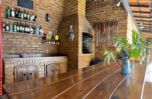 Petropolis House | CASA DO PINHEIRO - Petrópolis - 4 Bedrooms / Swimming Pool / Fireplace / Green Area