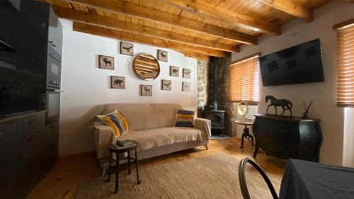 Covilha House | Casa dos Jasmins by Lisbon Village Apartments