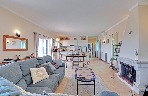 Sao Bras de Alportel Villa | Casa dos Sonhos by Portucasa