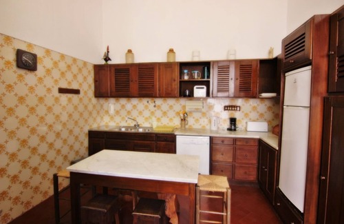 Peneco Beach Ski Chalet | Casa dos Tios - Sea View, Beach & Old Town Center