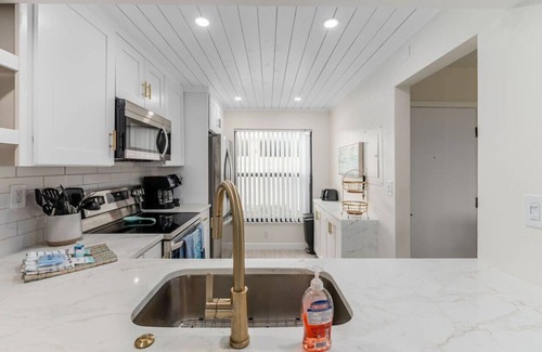 Casa del Mar Apartment | Casa E-106 Bay View Ground Floor Fully Updated!