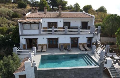Alozaina House | Casa Eden - Mountain View, Infinity Pool Boutique resort - Adults only