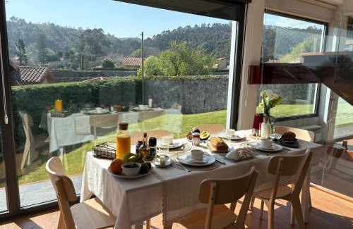 Naves House | Casa El Lloréu