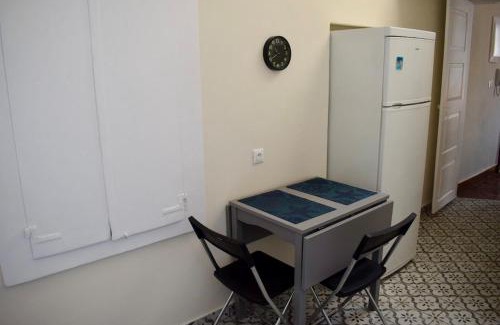 Ermoupoli Apartment | Casa Eleni