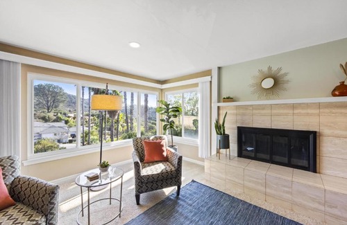 Vista House | Casa Elevado, Pool House with Stunning Views!
