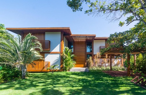 Castelo da Torre House | CASA EM PRAIA DO FORTE-BA