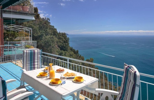 Chiavari Apartment | Casa Emily