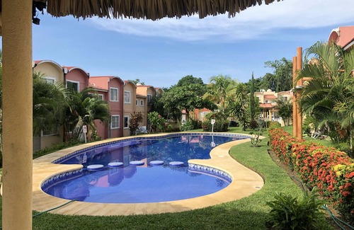 Ixtapa House | Casa Erika amueblada cerca de playa