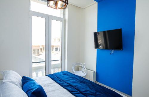 Cerro Alegre Apartment | Casa Esmeralda
