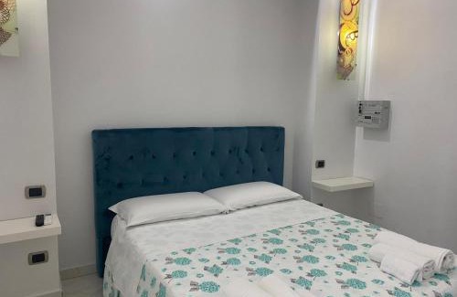 Quartieri Spagnoli Apartment | casa esmeralda