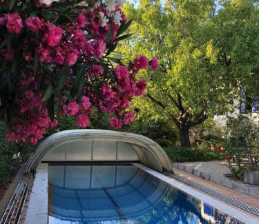 Cadaques House | Casa esquina - House garden - Private swimming pool - parking