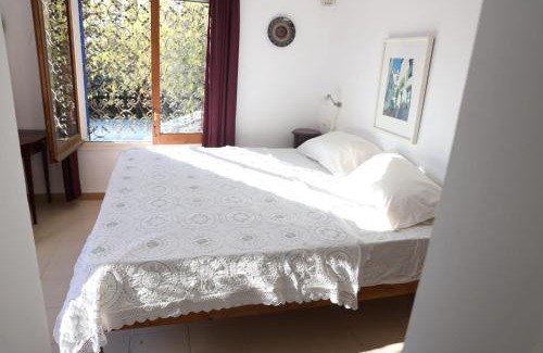 Cadaques House | Casa esquina - House garden - Private swimming pool - parking