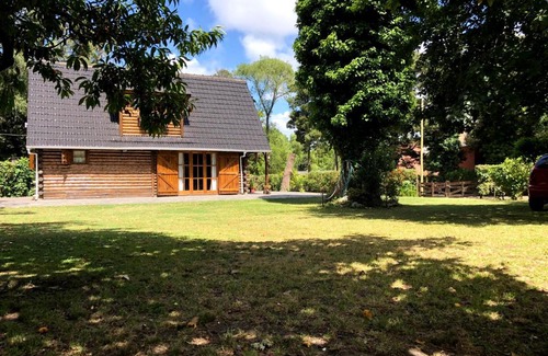 Bosque Peralta Ramos House | Casa Estilo Cabaña, Bosque Peralta Ramos