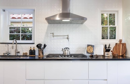 Carthay Circle House | Casa Estrella by Oraklus