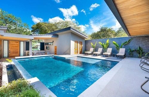 Playa Langosta House | Casa Estrella del Mar in Tamarindo