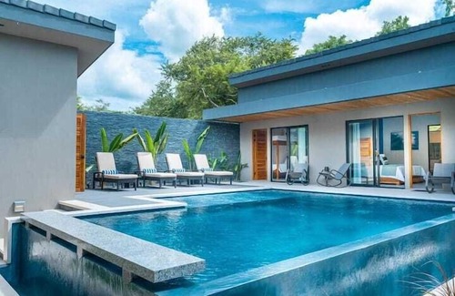 Playa Langosta House | Casa Estrella del Mar in Tamarindo
