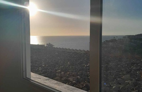 Balito Apartment | Casa Estrellas Zonovergoten Terras met Zeezicht. 5 min Lopen van Anfi Del Mar