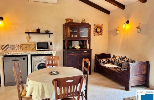 Pinarellu Villa | CASA FELICE - 1 Chambre - Climatisation - Jacuzzi Prrivee