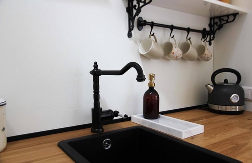 Bergen House | Casa Fiore - One Bedroom Apartment, Sleeps 2