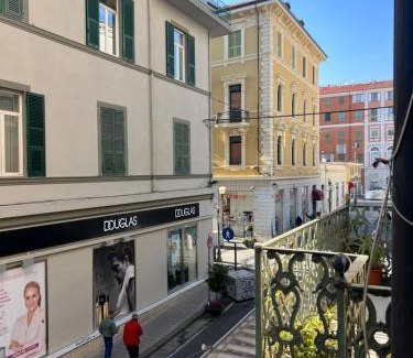 Sanremo Centre Apartment | Casa Fiori Chiari