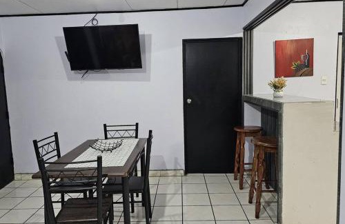 San Vito House | Casa Flor de Azalea