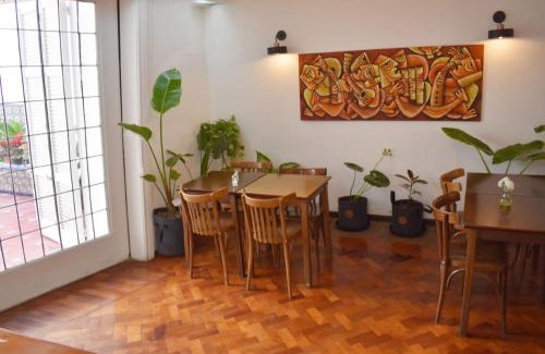 San Juan Bed & Breakfast | Casa flora Bed and Breakfast