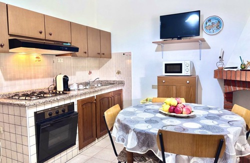 Tertenia Apartment | Casa Flores just minutes from the beach
